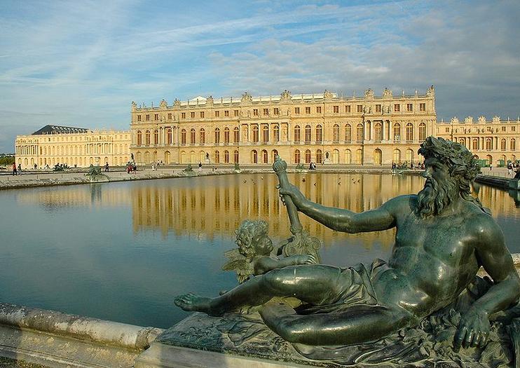 Neptune Fountain (Bassin de Neptune)